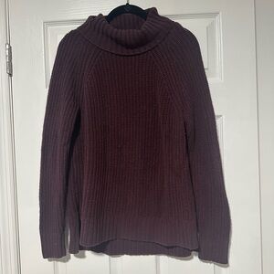 Old Navy Women's Oversized Burgundy Turtleneck Sweater